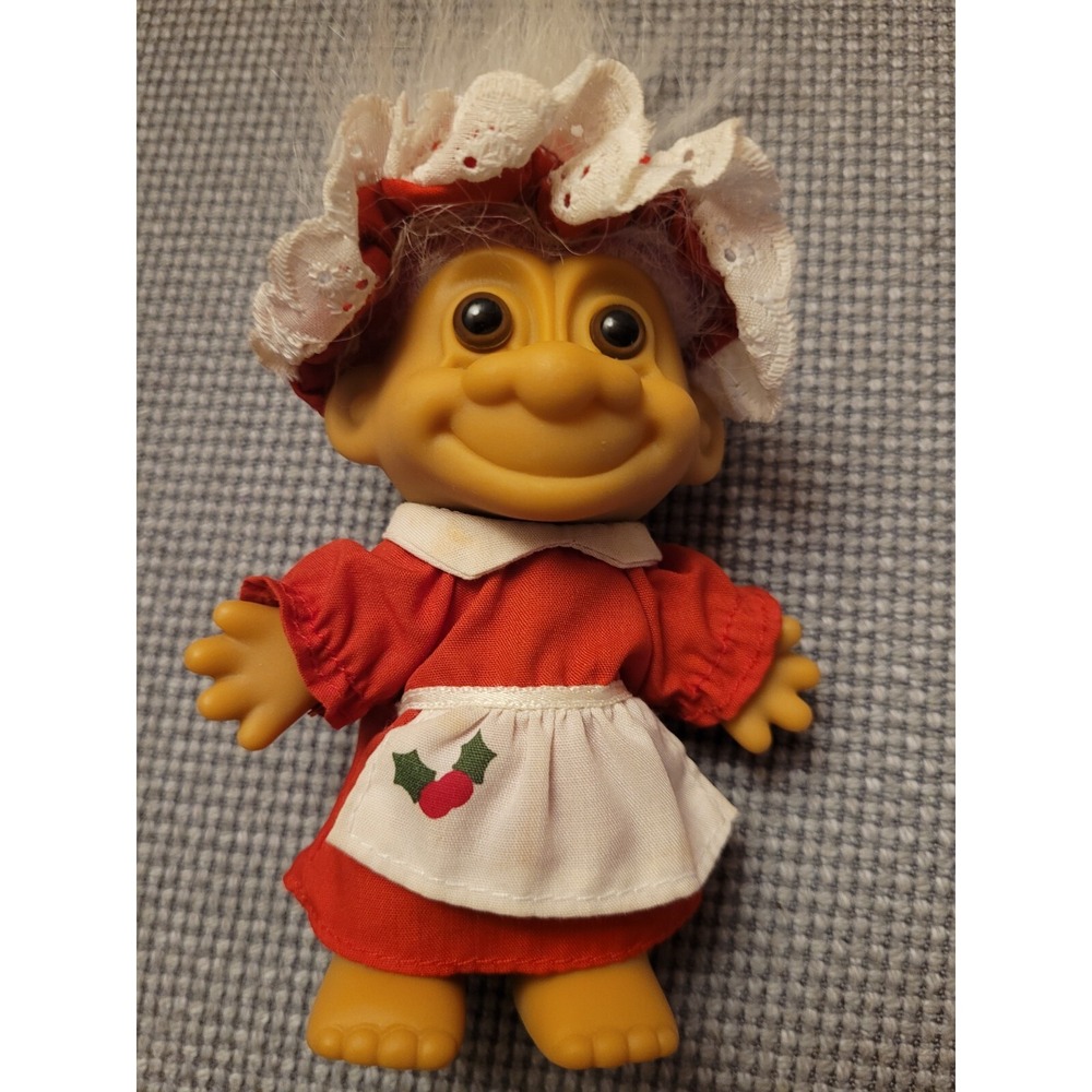 Mrs Claus Troll Doll Russ Berrie Holiday Christmas Trolls Vintage